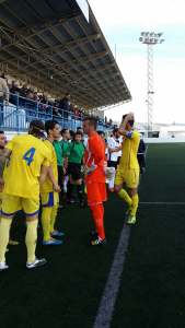 Delay as Ontinyent search for a number 3 shirt (1)